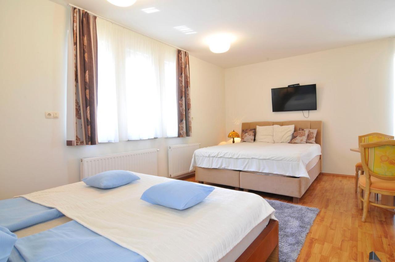 Farkas Apartman Siófok Exteriör bild